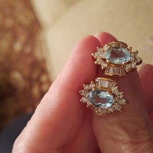 Stunning gold, aqua and stone pierced earrings